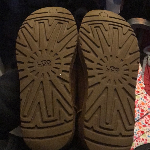 UGG boots - Picture 3 of 3